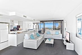 Holiday Holiday Circle On Cavill