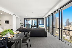 Holiday Holiday Circle On Cavill