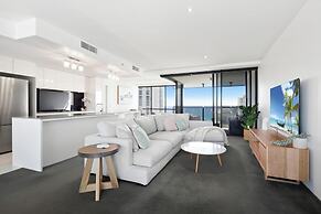 Holiday Holiday Circle On Cavill