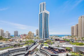 Holiday Holiday Circle On Cavill