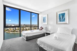 Holiday Holiday Circle On Cavill