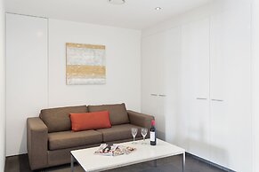 Holiday Holiday Circle On Cavill