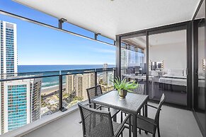 Holiday Holiday Circle On Cavill