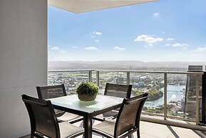 Holiday Holiday Circle On Cavill