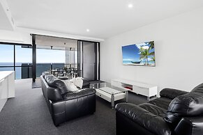 Holiday Holiday Circle On Cavill