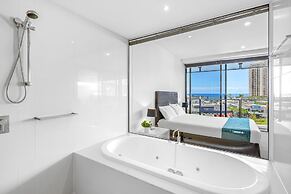 Holiday Holiday Circle On Cavill