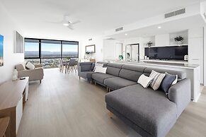 Holiday Holiday Circle On Cavill