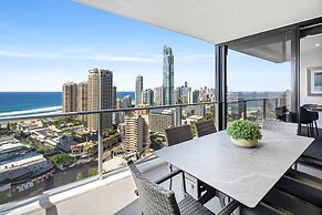 Holiday Holiday Circle On Cavill