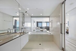 Holiday Holiday Circle On Cavill