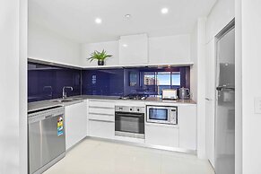 Holiday Holiday Circle On Cavill