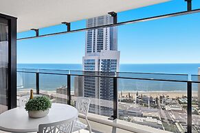 Holiday Holiday Circle On Cavill