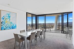 Holiday Holiday Circle On Cavill