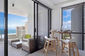 Holiday Holiday Circle On Cavill