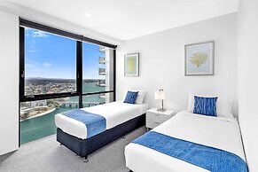 Holiday Holiday Circle On Cavill