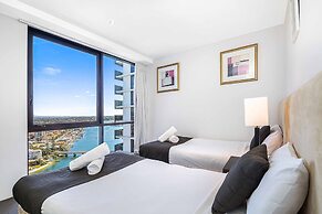 Holiday Holiday Circle On Cavill