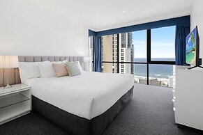 Holiday Holiday Circle On Cavill