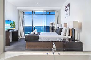 Holiday Holiday Circle On Cavill