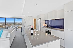 Holiday Holiday Circle On Cavill