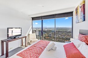 Holiday Holiday Circle On Cavill