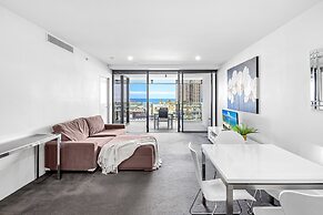 Holiday Holiday Circle On Cavill