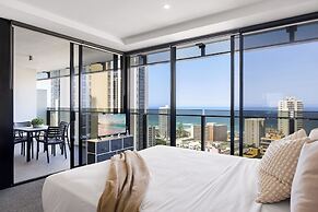 Holiday Holiday Circle On Cavill