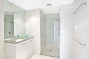 Holiday Holiday Circle On Cavill