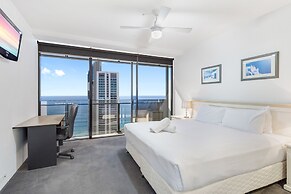 Holiday Holiday Circle On Cavill