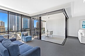 Holiday Holiday Circle On Cavill