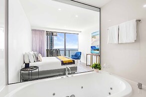 Holiday Holiday Circle On Cavill