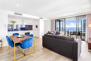 Holiday Holiday Circle On Cavill