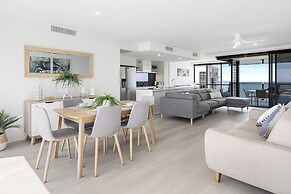 Holiday Holiday Circle On Cavill