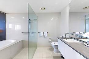 Holiday Holiday Circle On Cavill