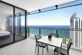 Holiday Holiday Circle On Cavill