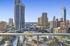 Holiday Holiday Circle On Cavill