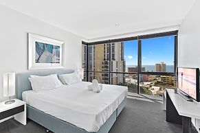 Holiday Holiday Circle On Cavill