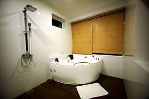 Water Gate Resort & Spa