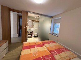 Apartments Mrakič