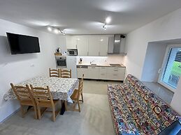 Apartments Mrakič