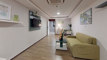 37th Crescent Boutique Suites