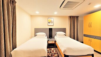 37th Crescent Boutique Suites