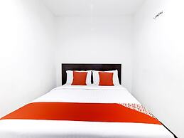 OYO 321 Hotel D'Elegant