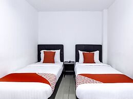 OYO 321 Hotel D'Elegant