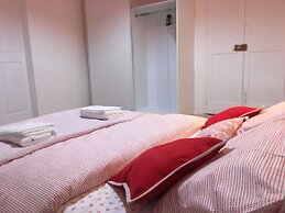 Gorgeous Townhouse Nr 53 - Hostel