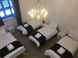 Gorgeous Townhouse Nr 53 - Hostel