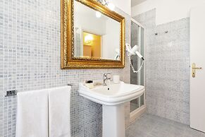 Canova Rooms in Spanish Steps