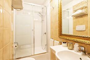 Canova Rooms in Spanish Steps