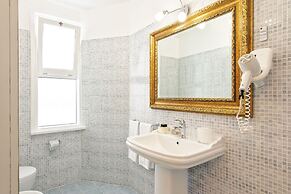 Canova Rooms in Spanish Steps