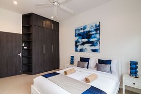 Hua Hin Pool Villa with 4 Bedrooms L50