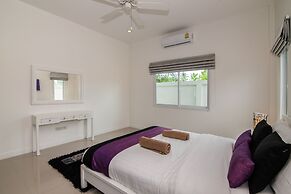 Hua Hin Pool Villa with 4 Bedrooms L50