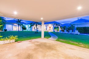 Hua Hin Pool Villa with 4 Bedrooms L50